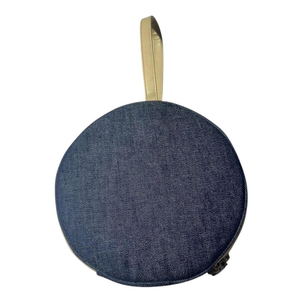 Bath & Body Works Round Carry Bag‎